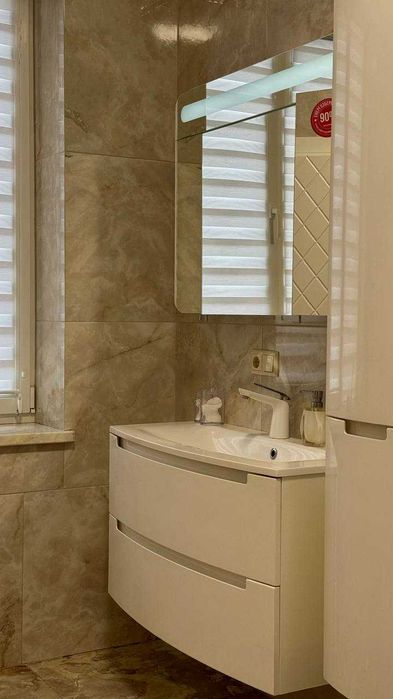 Продам будинок з гаражем та ділянкою! Район Щасливого!!!