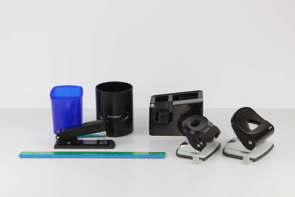 Канцелярские принадлежности