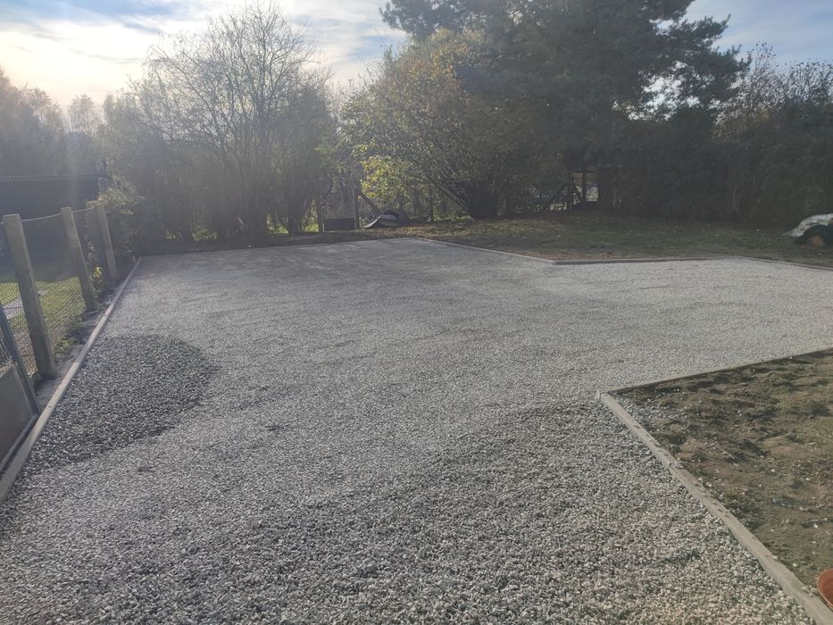 Utwardzenie podwórka drugi dojazdowe droga z frezu j