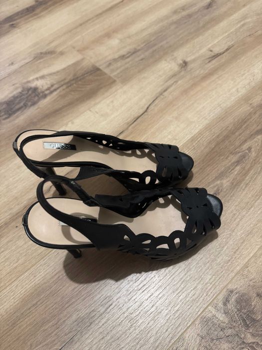 Skórzane Sandały Quess