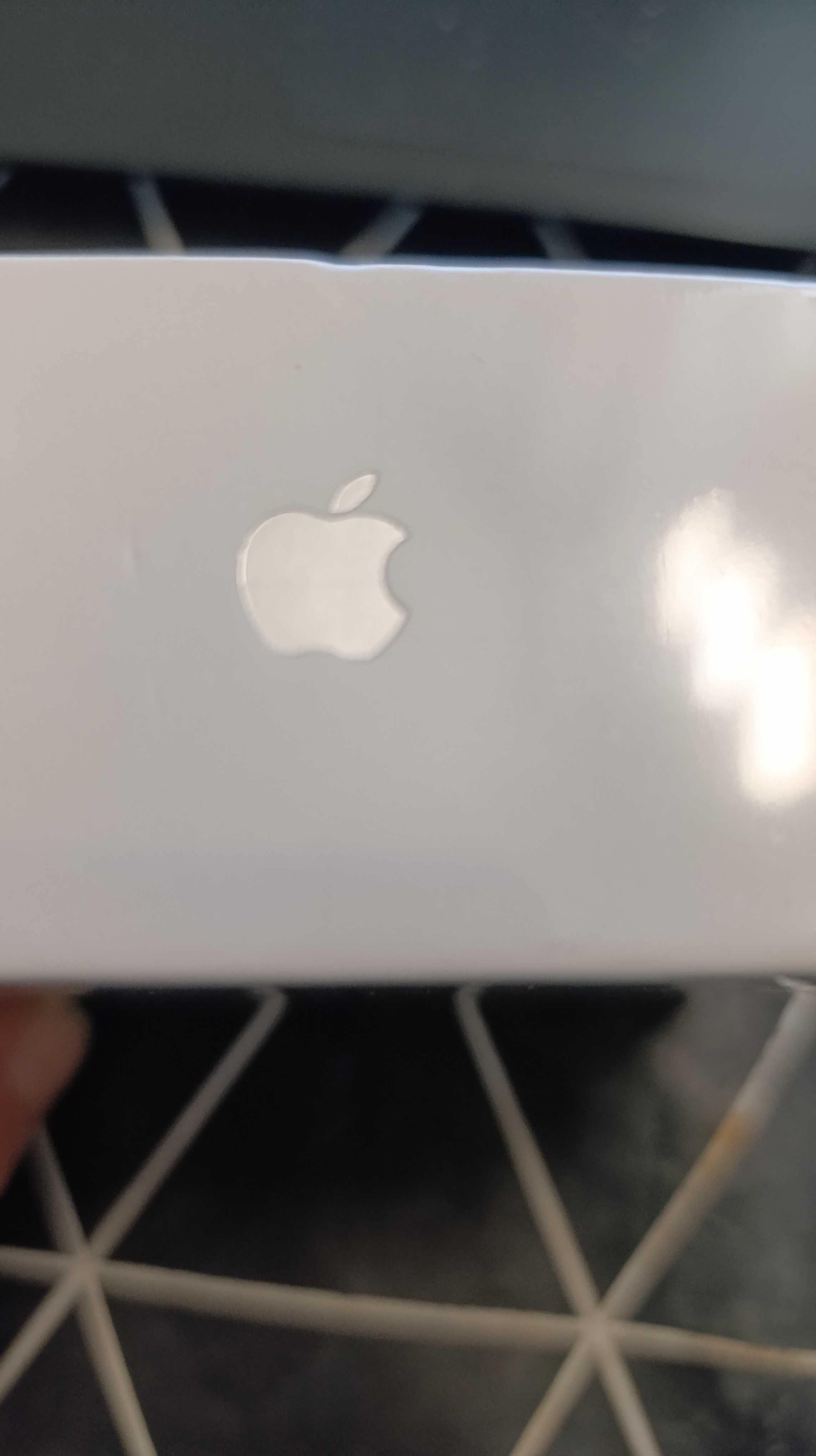 Słuchawki bezprzewodowe dokanałowe Apple AirPods Pro