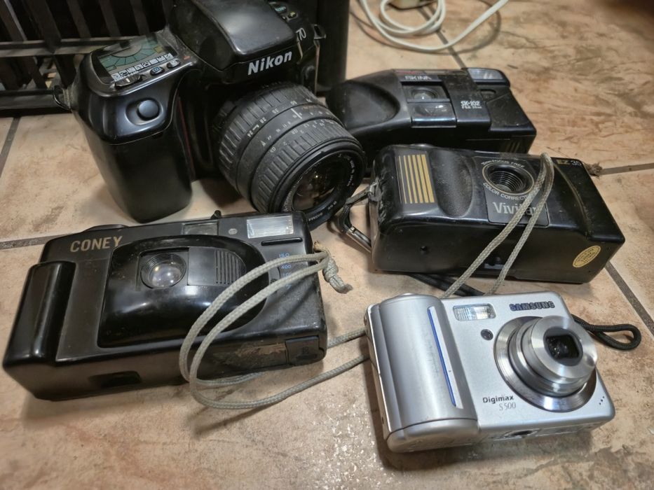 Aparaty fotograficzne zestaw