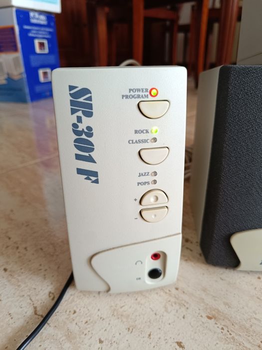 Colunas de PC Turando SR-301 F