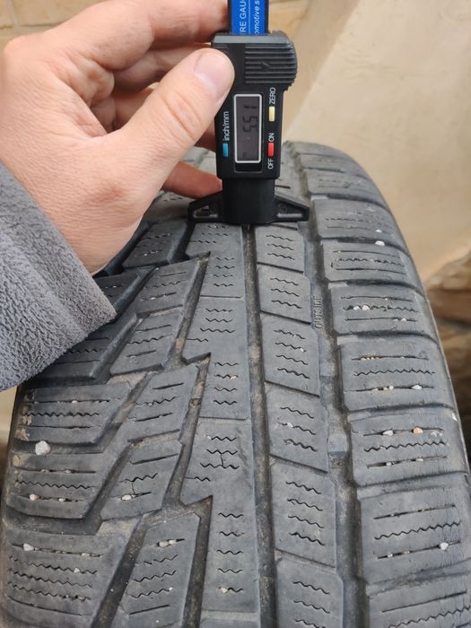 205/60R16 Nokian WR g2