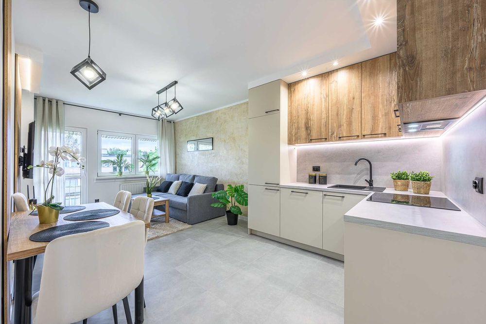 Piękne 3 pokoje po remoncie. Balkon. Teofilów. Super lokalizacja.