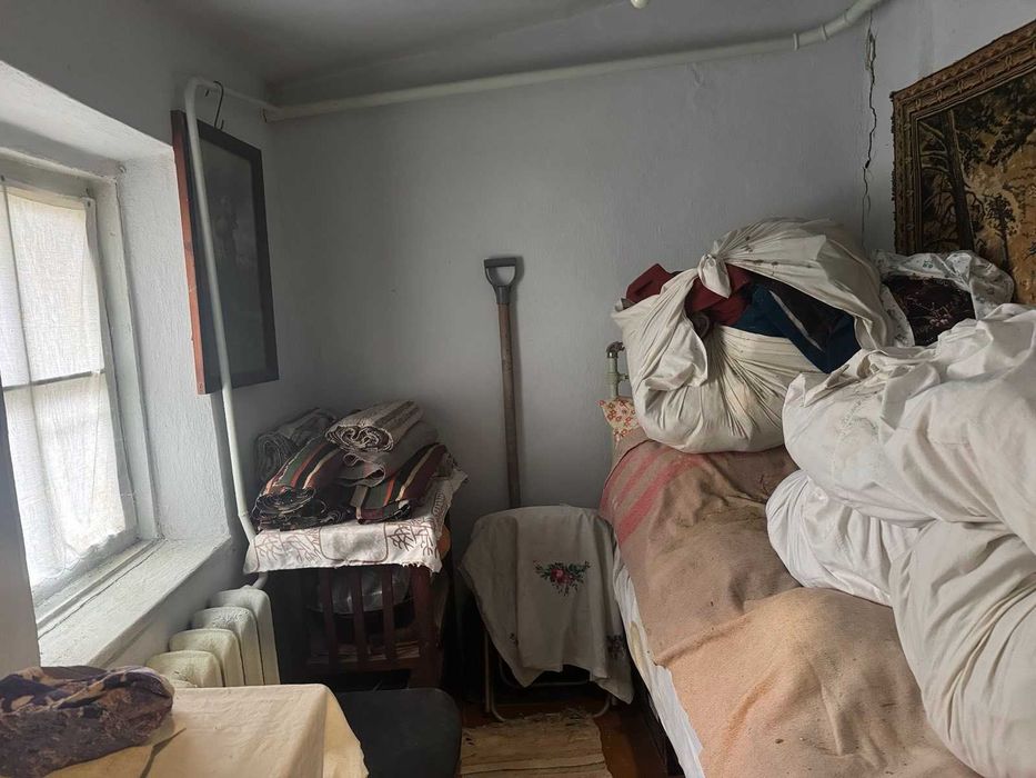 Продаю домик в Р. Урочище возле реки ост.АТБ и1