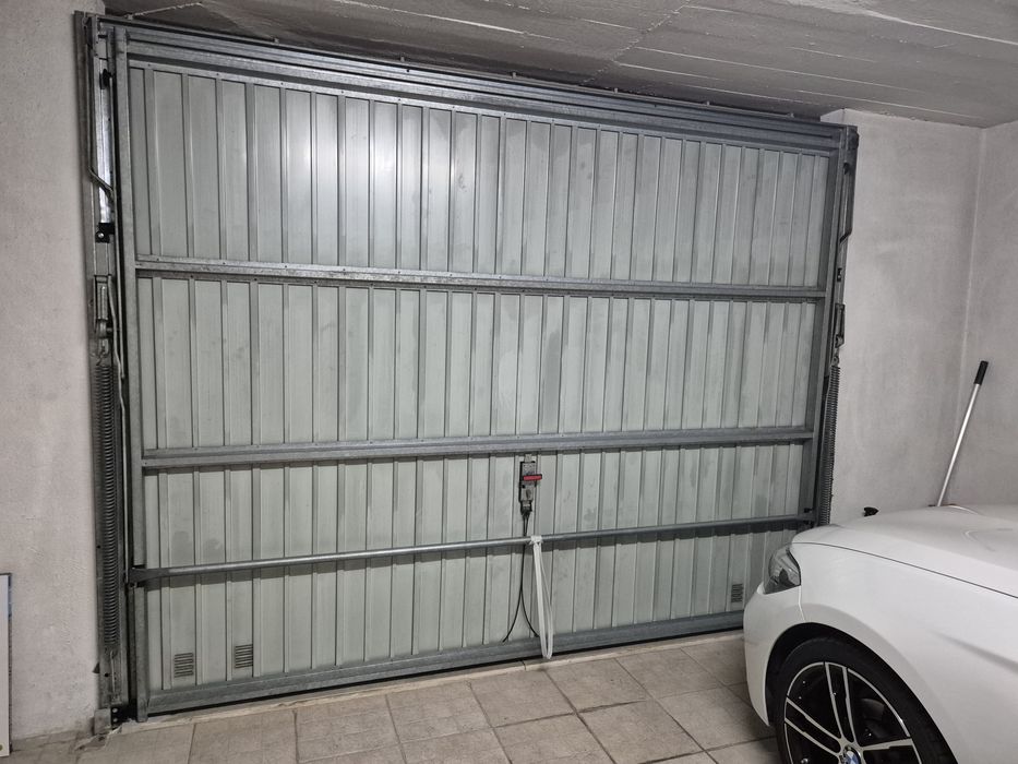 Portão basculante 300 x 235
