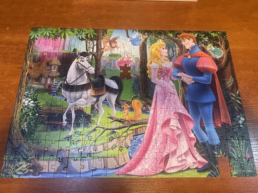 Puzzle śpiąca królewna ksieżniczka