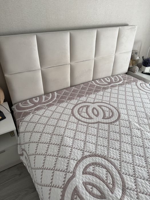 Продам 2-х спальную кровать