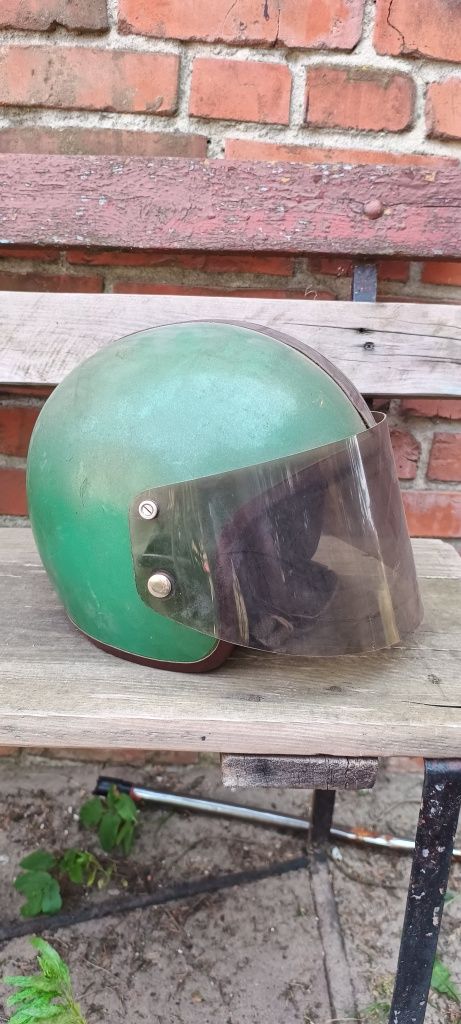 Kask motocyklowy zabytkowy PRL