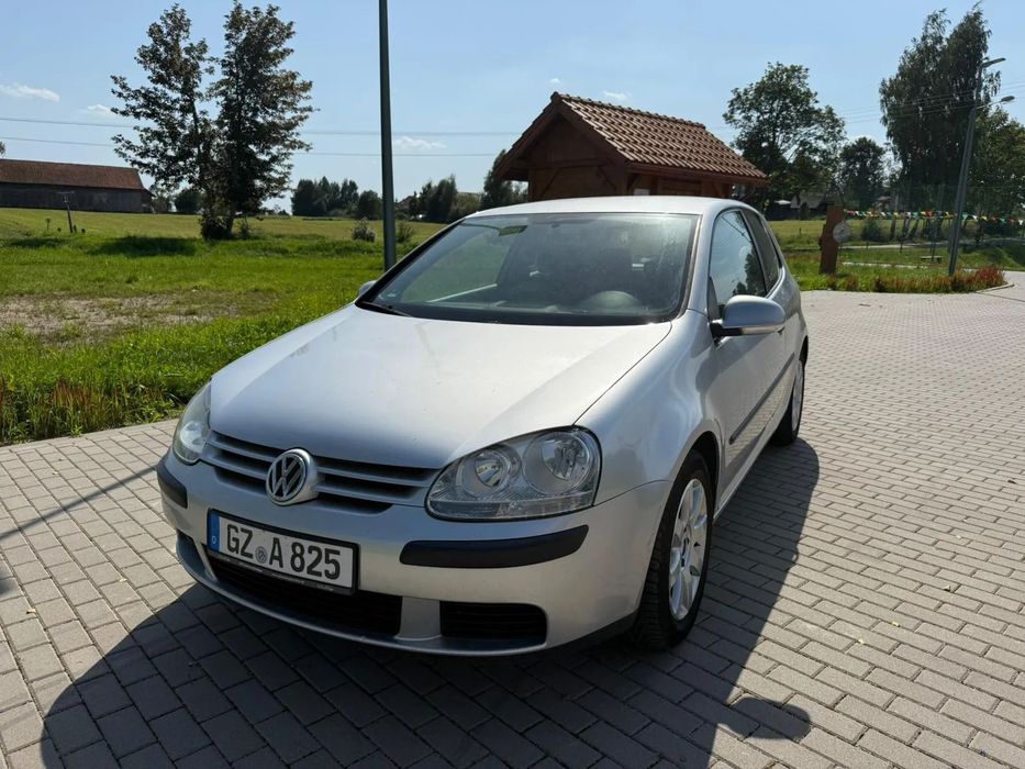 Volkswagen Golf Volkswagen Golf V 1.4 Benzyna | 2005 | Comfortline | Srebrny | Sprawn