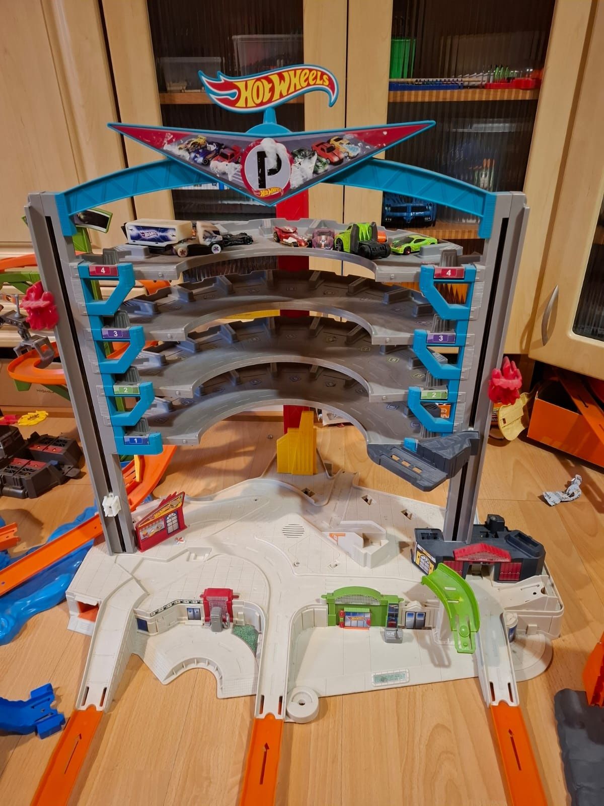 Tory Hot Wheels .