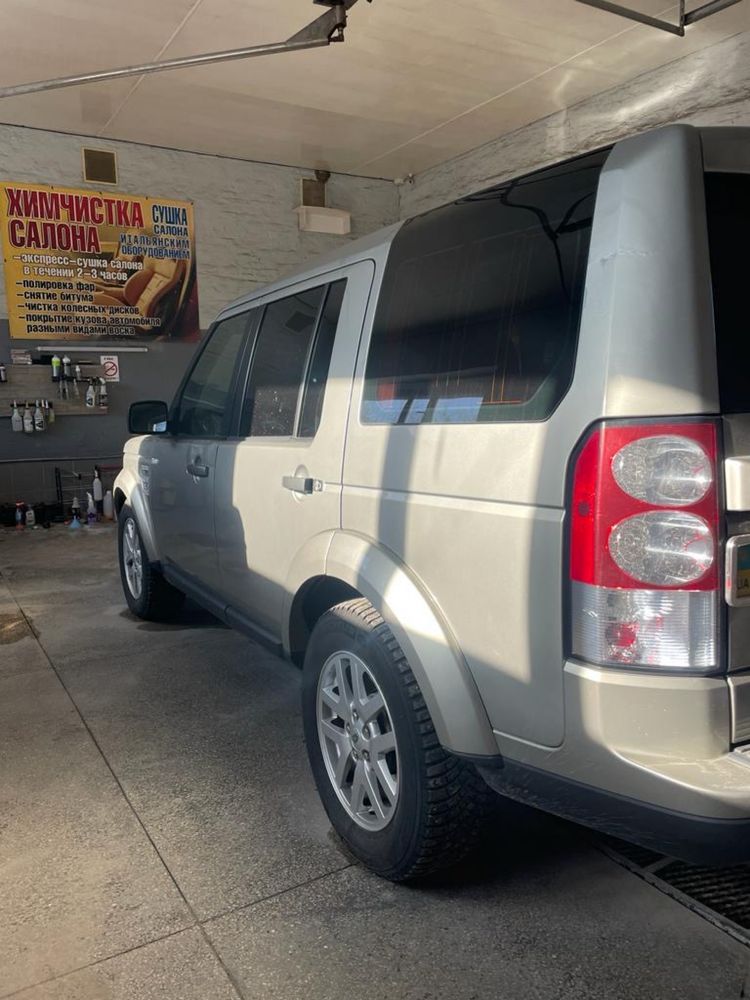 land rover discovery 4 2011