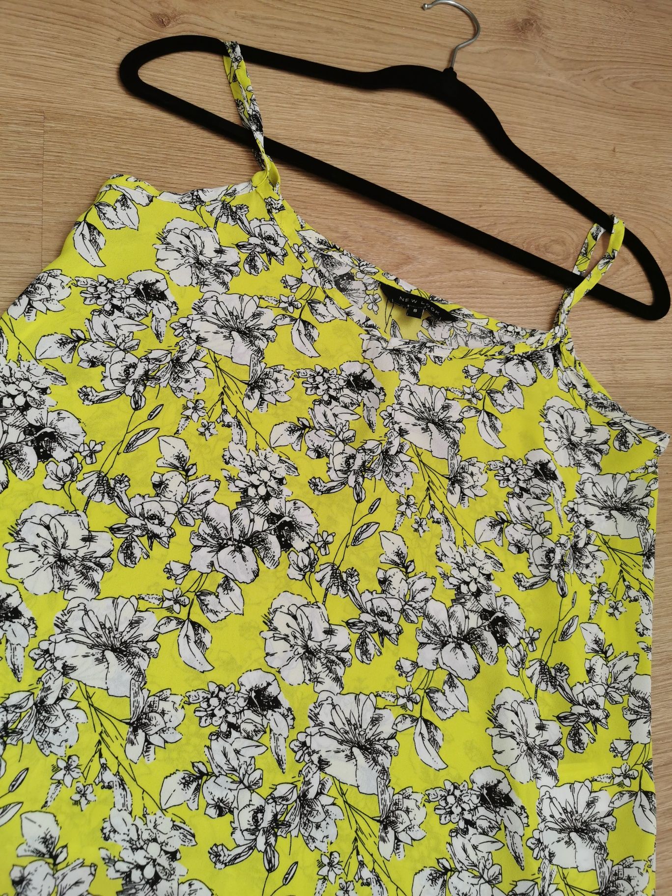 Żółty neonowy top na ramiączkach w kwiaty New Look
