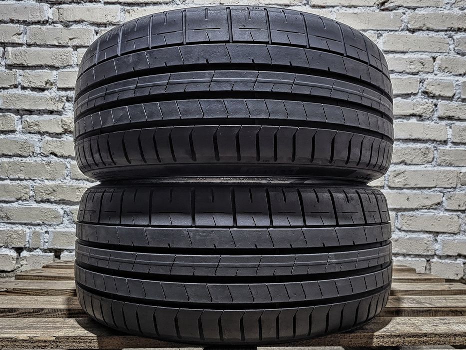 Пара 235/35r19 Pirelli | 7mm | Italy | 2020 | Преміум шини | Ідеальні