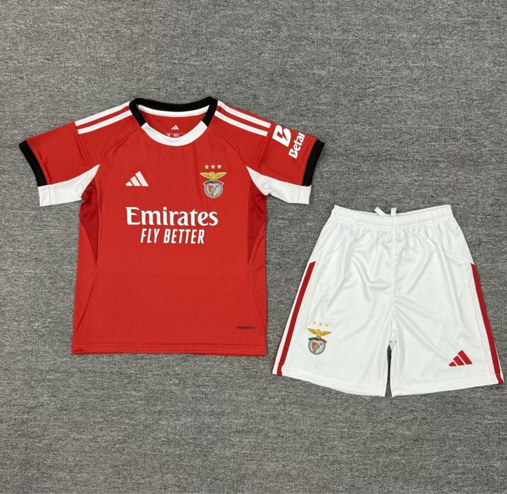 Equipamento de Criança Benfica