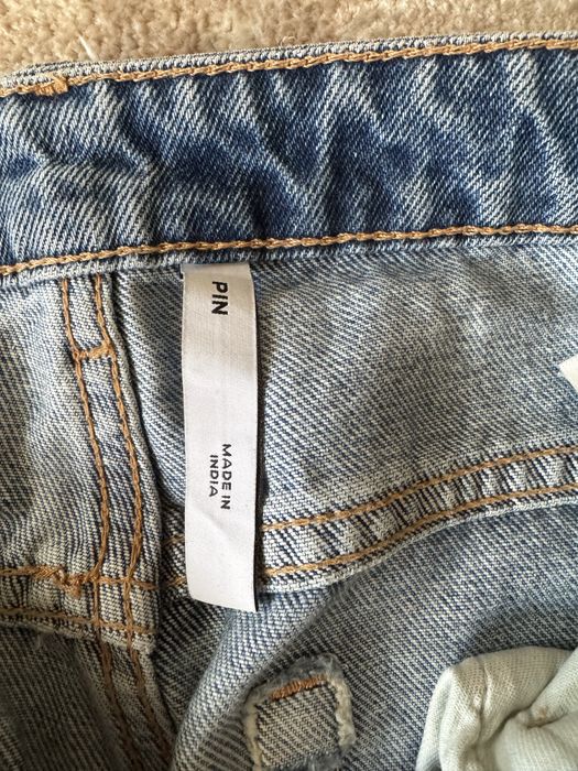 Weekday прямые ждинсы