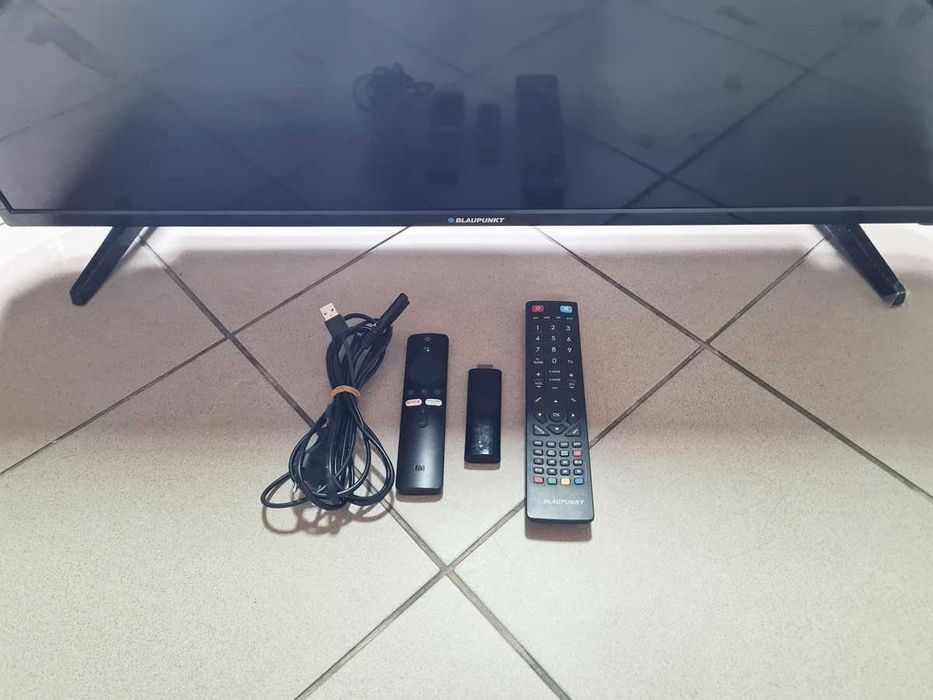 Telewizor Blaupunkt B40O138T2CS + TV Stick