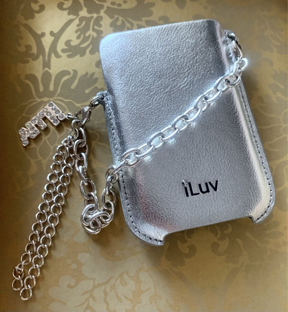 iLuv CRYSTAL In-Ear Stereo Earphones with in-line volume control
