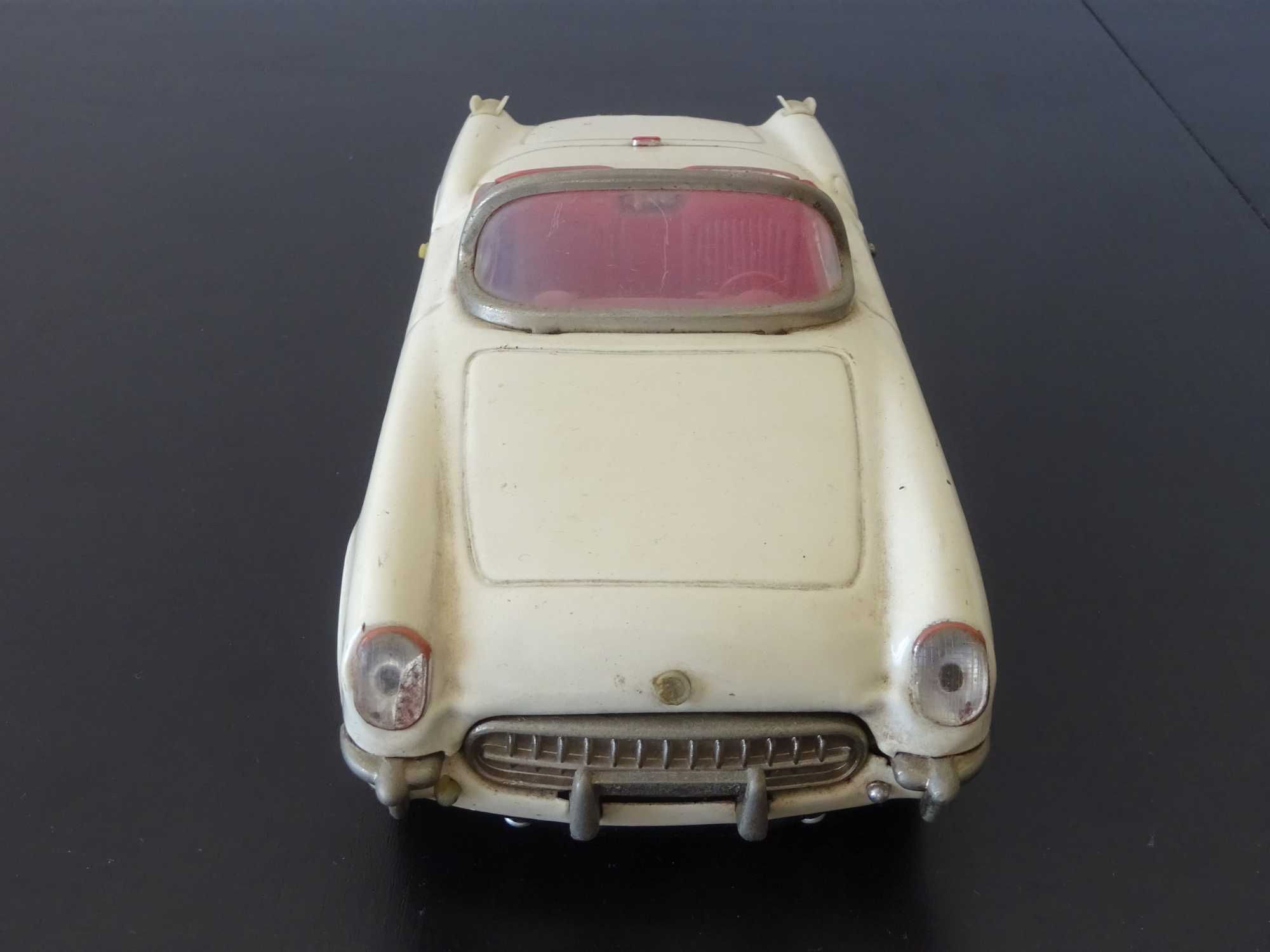 1:18 New Toy MF-317 Chevrolet Corvette em Folha