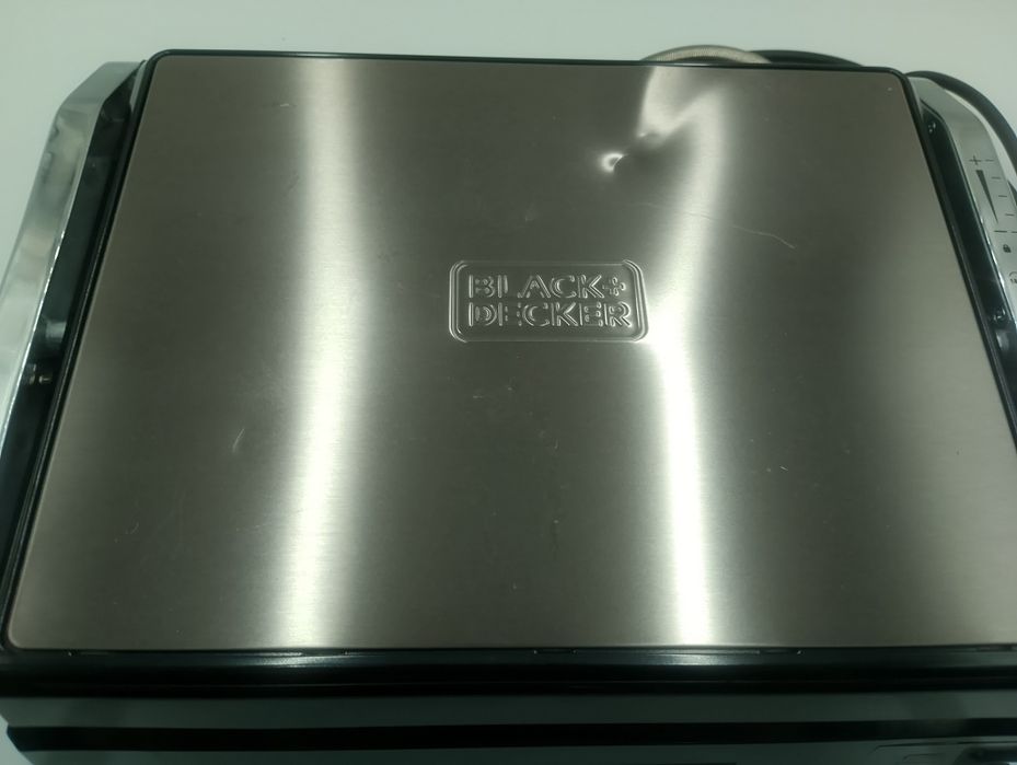 Grill elektryczny Black+Decker BXGR2200E (2200W)