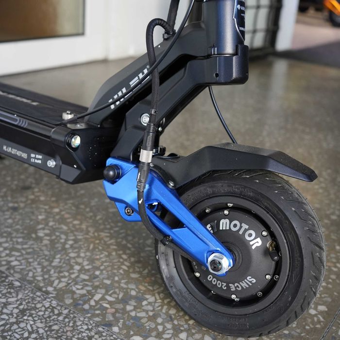 Powystawowa hulajnoga elektryczna  Hiley Tiger 10 V4 LR  | 0.3km