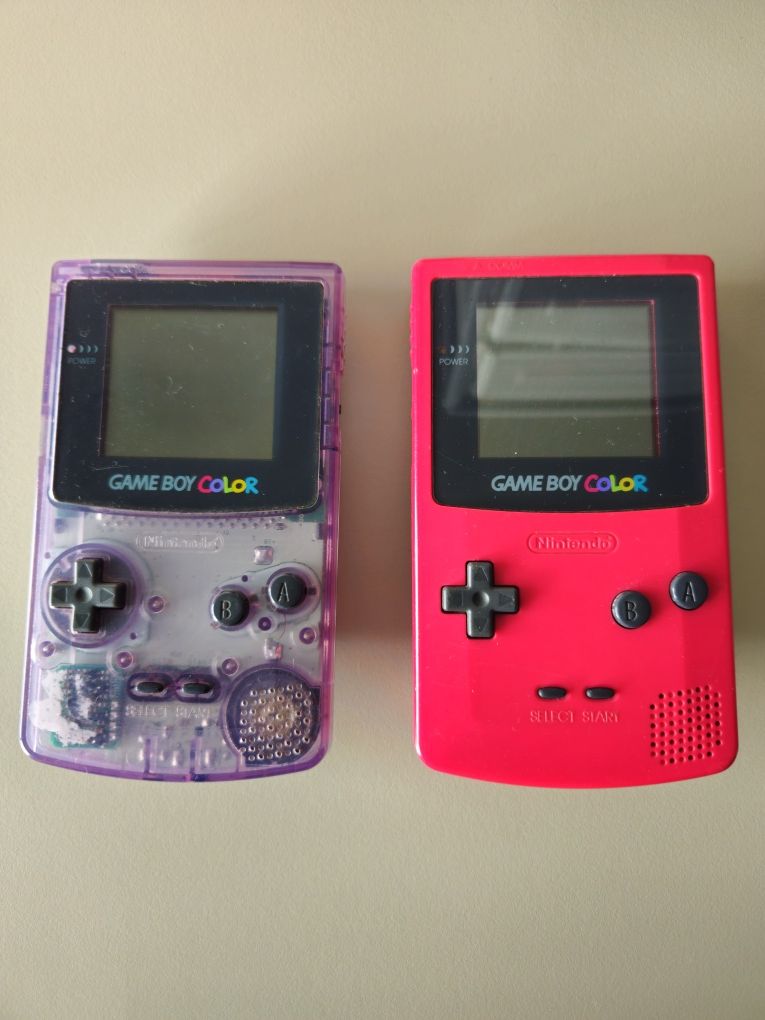 Gameboy Color Transparente Roxo e Vermelho