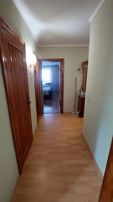 Продам 4х ком кв .центр города