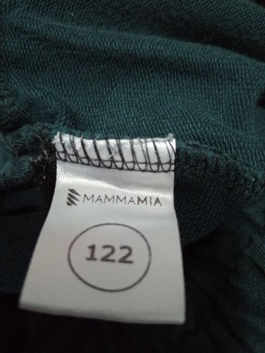 Świetny dres dziewczęcy  roz 122. MAMMAMIA