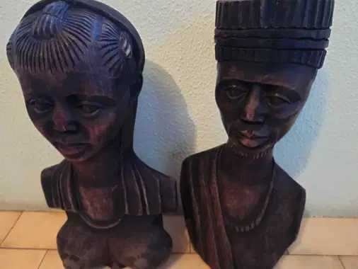 Par de estatueta africanas
