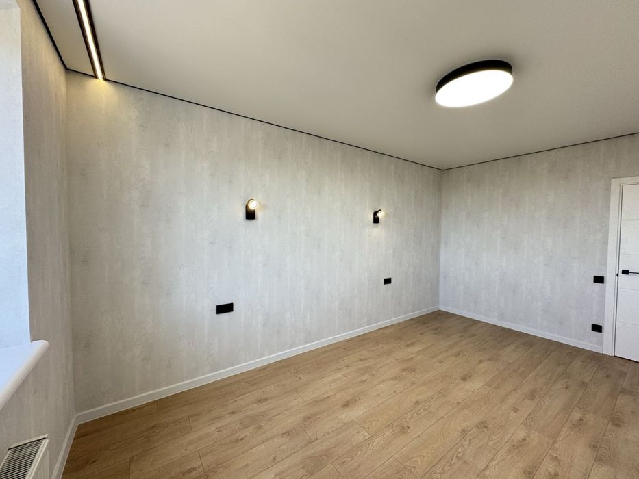 Твій простір для натхнення! 40 кв.м  ЖК Сади Вишневі,  Боголюбова,