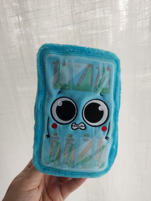 Lodówka Lucynka Gang Biedroniaków Biedronka pluszak zabawka maskotka