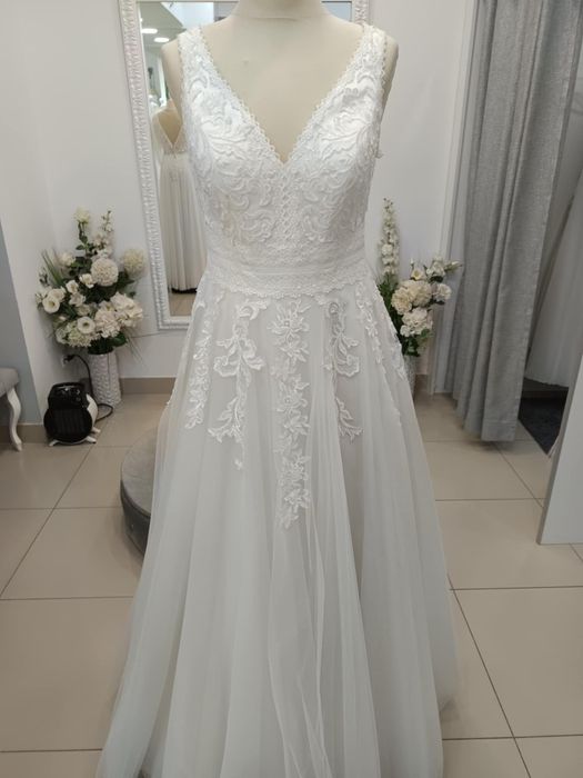 Suknia Ślubna powystawowa Marika