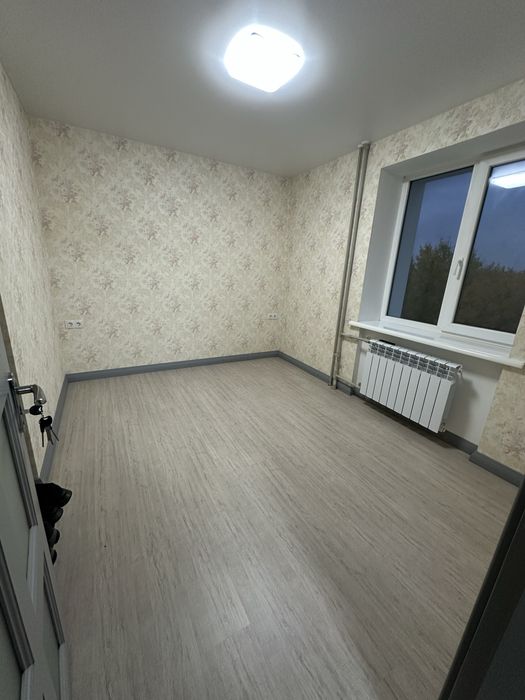 Продам 3-х кімнатну квартиру (по сертифікату)