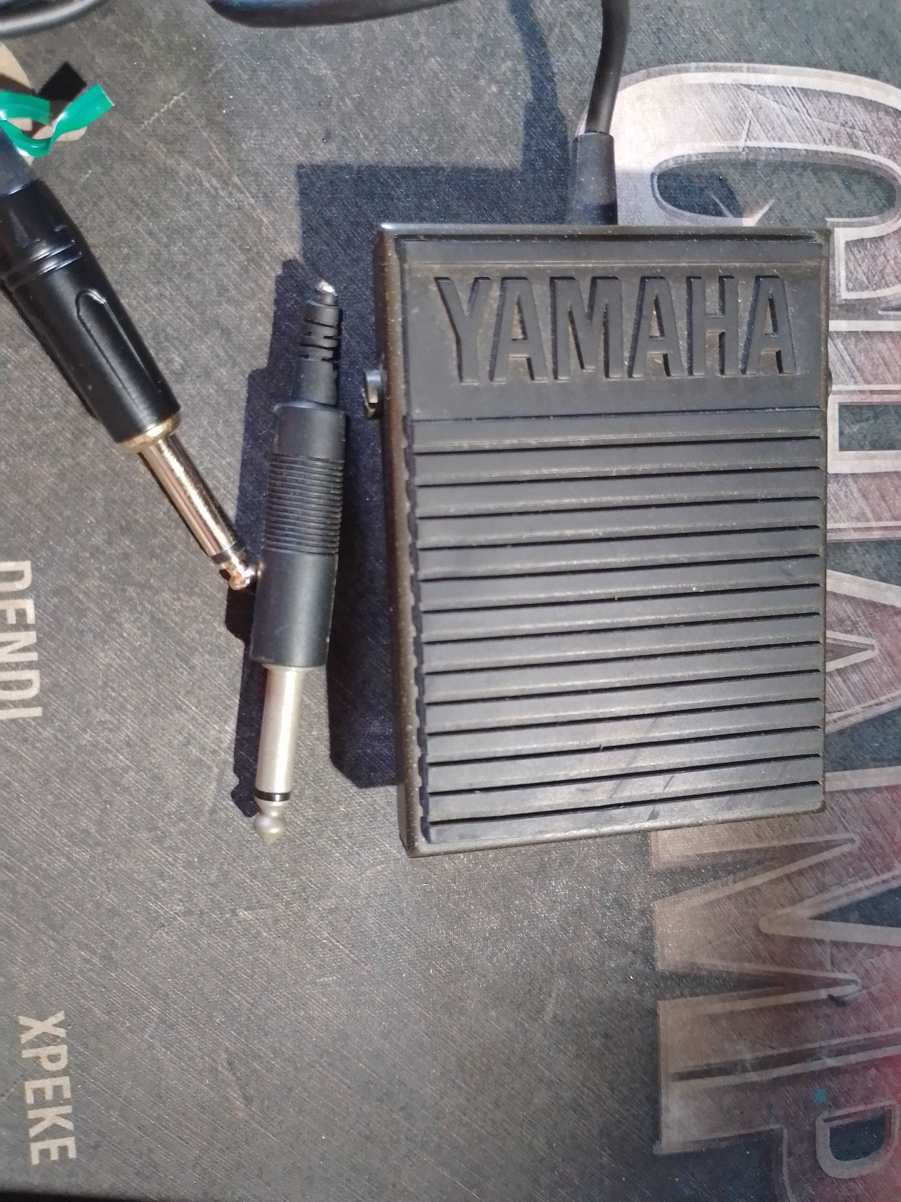 Педаль громкости BOSS FV-100,педаль сустейн YAMAHA Foot Switch