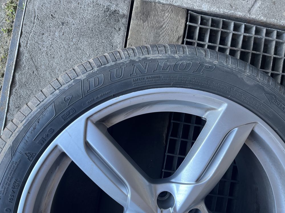 Opony dunlop 255/45 r20 zima 5/6mm