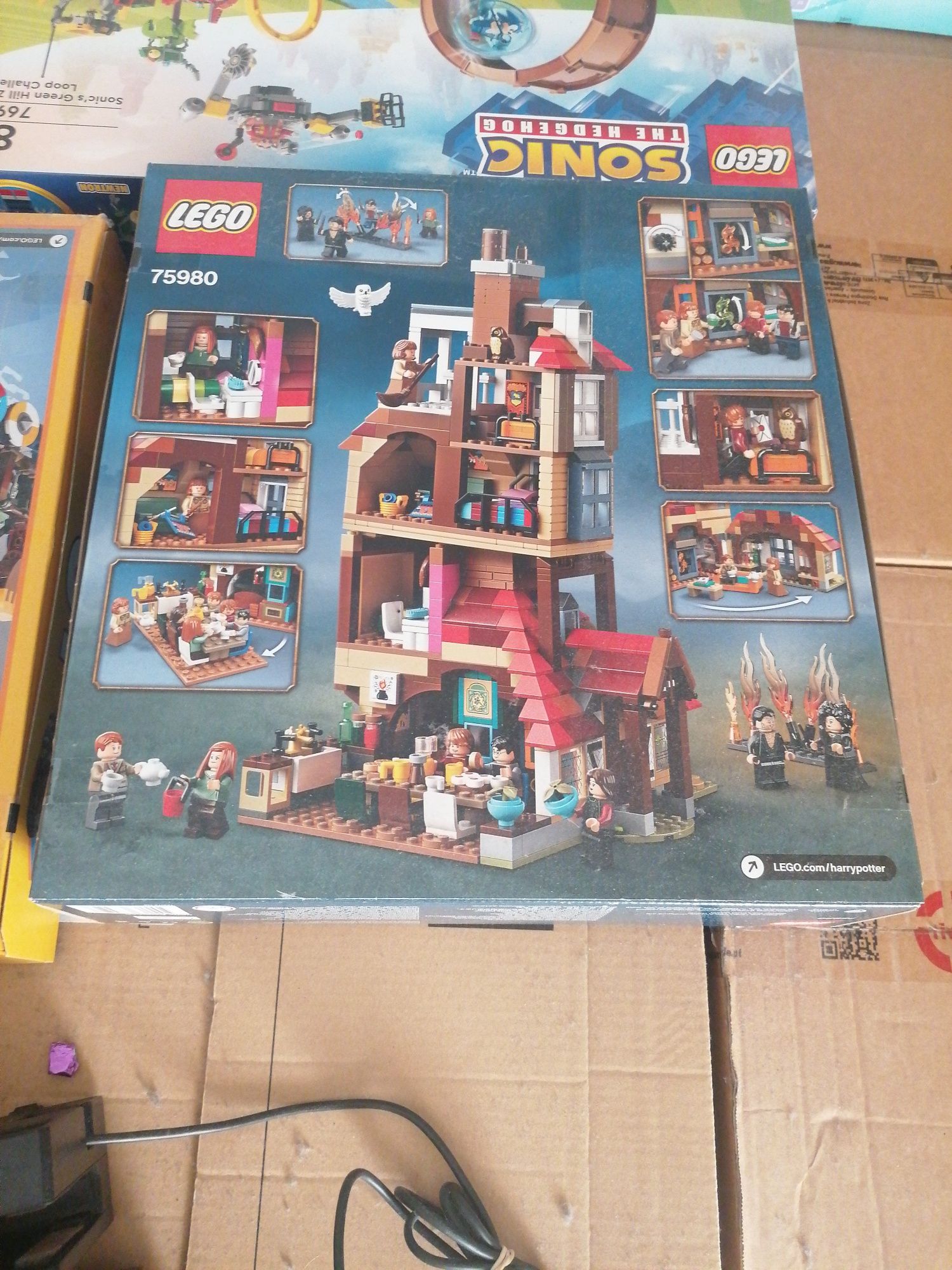 LEGO 75980 Harry Potter Attack on the Burrow novo e selado