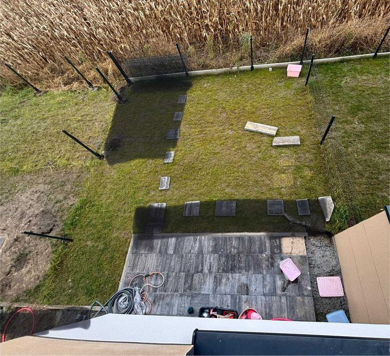 Zlecę ułożenie kostki brukowej wraz z zakopaniem zbiornika deszczowego