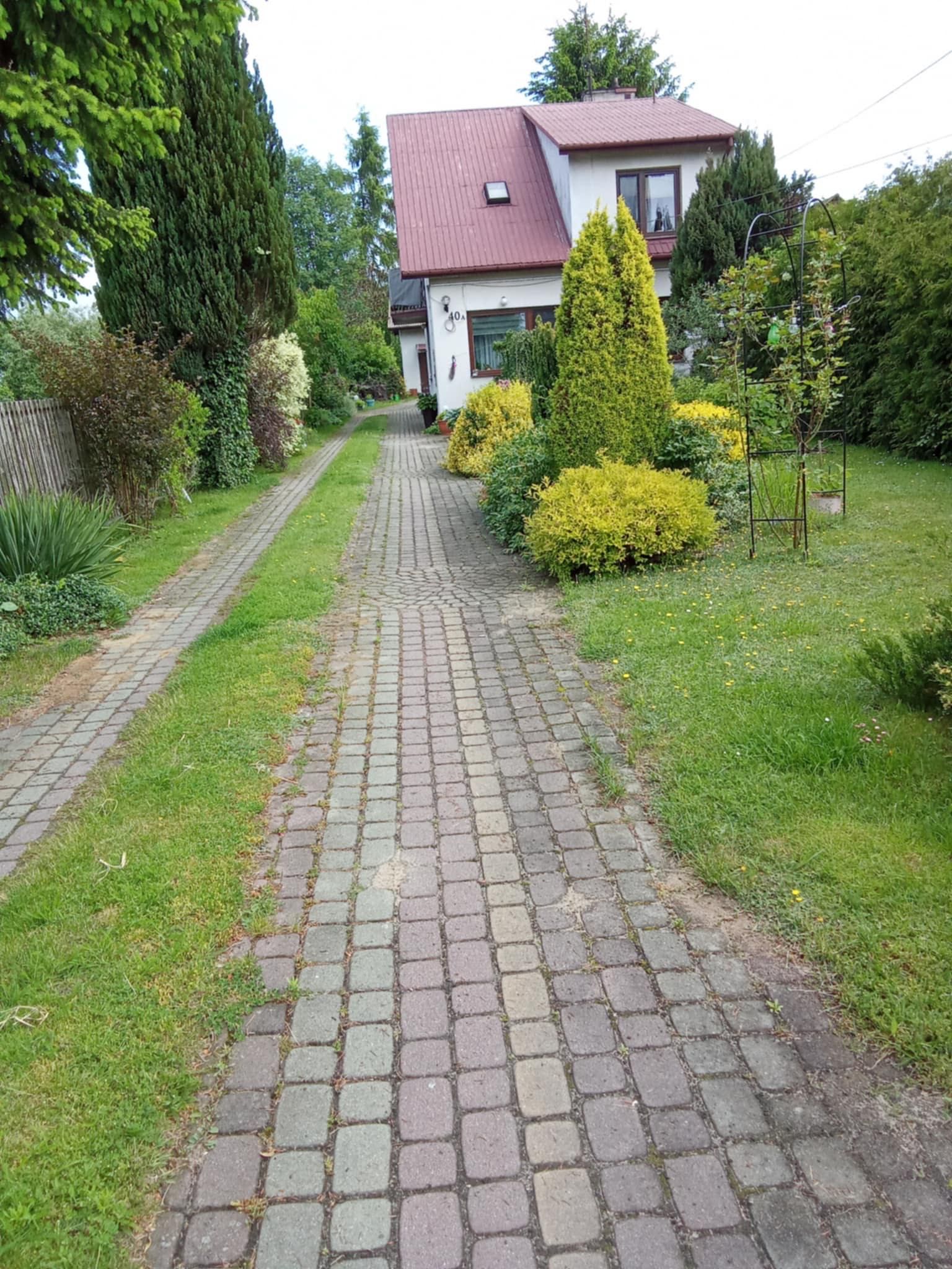 Dom jednorodzinny z garażem