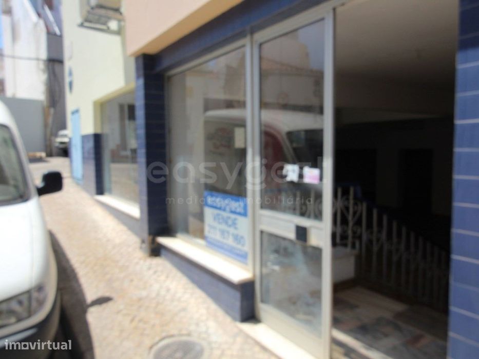 Loja para venda na Rua Infante D. Henrique Centro de Portimão