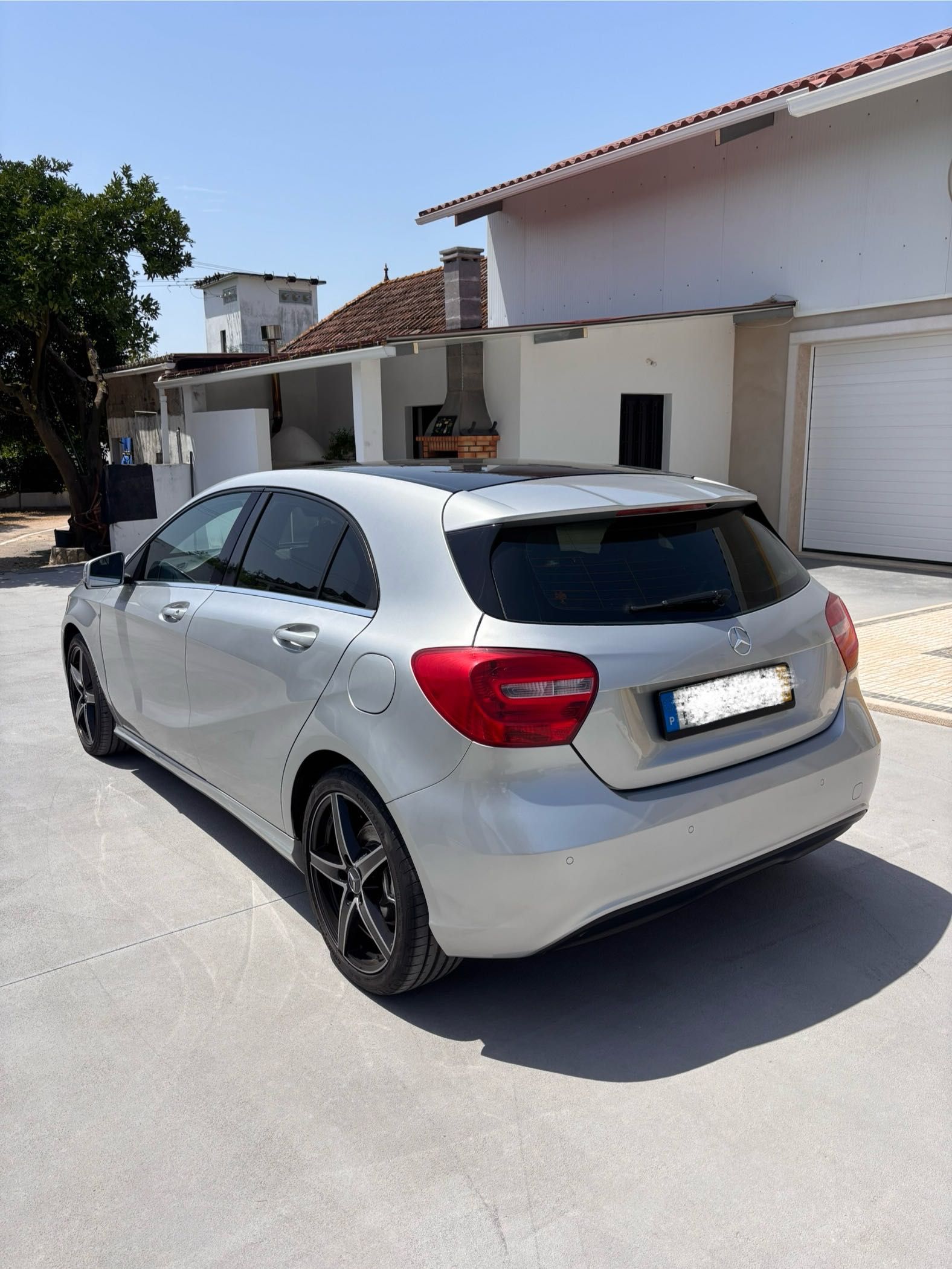 Mercedes Benz A180