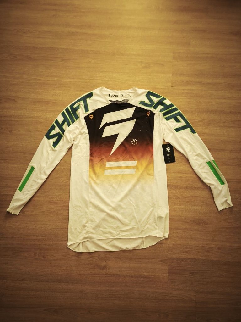 Equipamento da Shift modelo Combo BL Lean Sunset