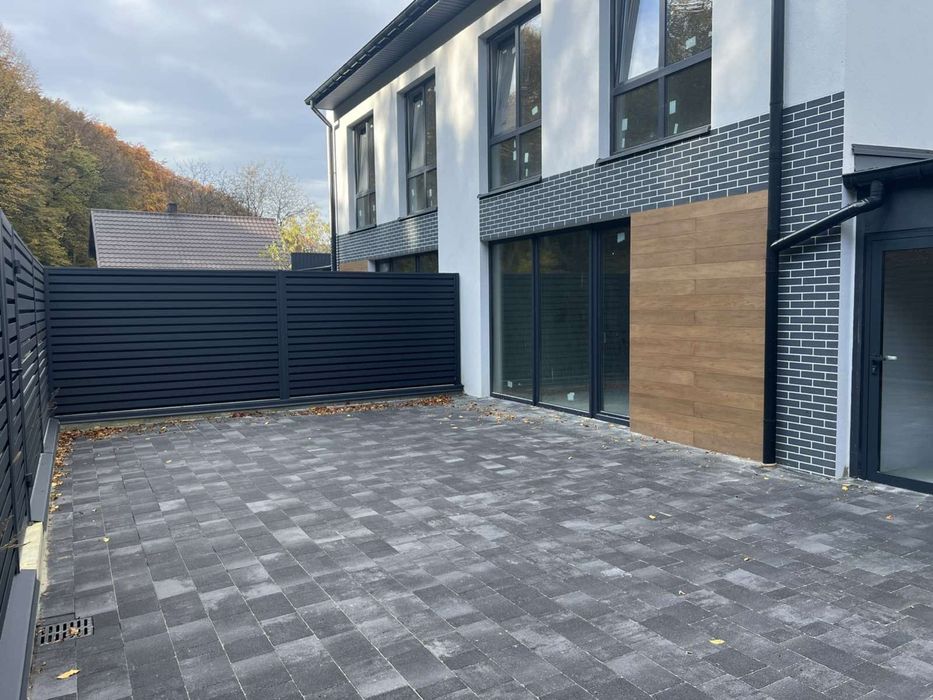 Унікальна пропозиція продаж котеджів в парковій зоні вул Голубця