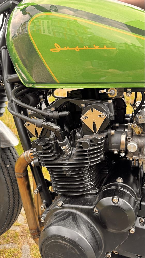 Motocyl custom brat style /cafe racer suzuki GS 550