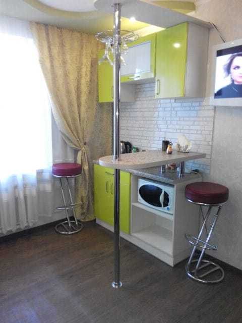 Продам смарт-квартиру Центр 7/9 кап.рем. 13500у.е.