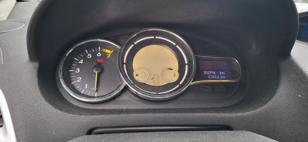 Licznik Renault Megane III Caupe 1,4