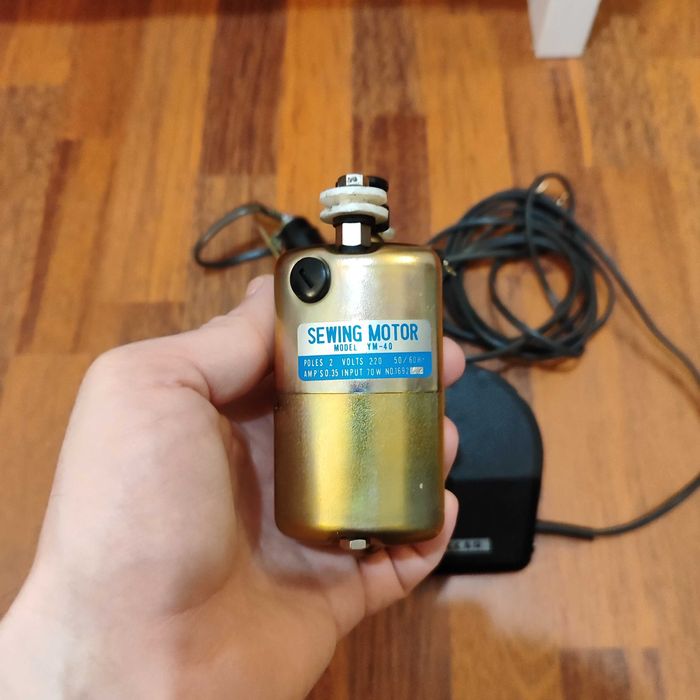 Педаль + двигатель для швейной машинки Riccar в отличном состоянии