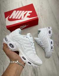 Nike TN brancas Novas