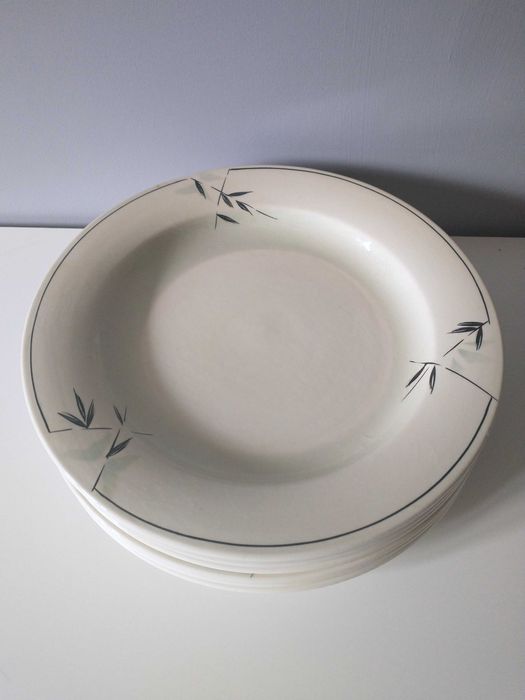 zestaw 7 ceramicznych talerzy obiadowych 27 cm, Poole Pottery, England