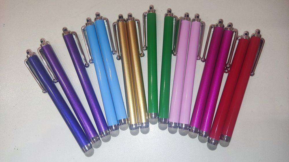 Стилус с металлической сеточкой.